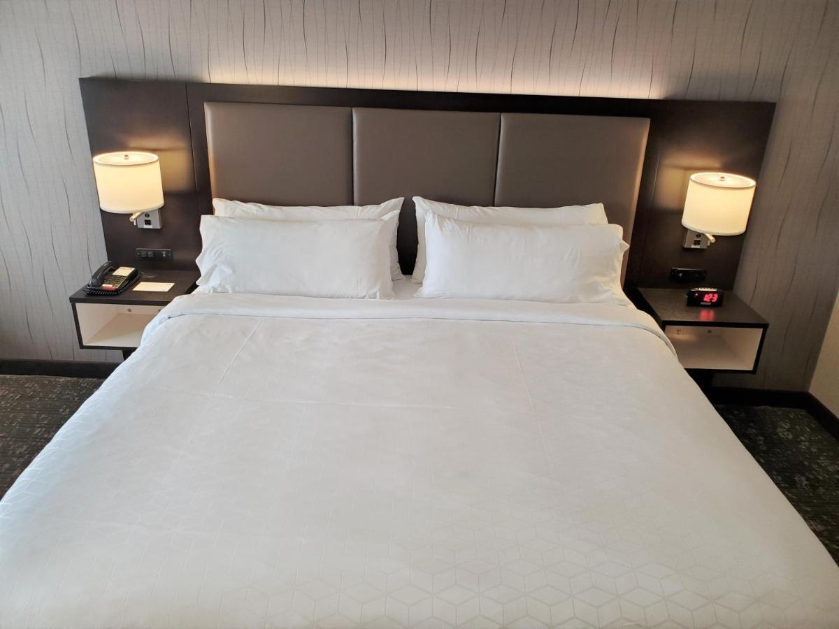 Holiday Inn Express & Suites Cheney By Ihg Eksteriør billede