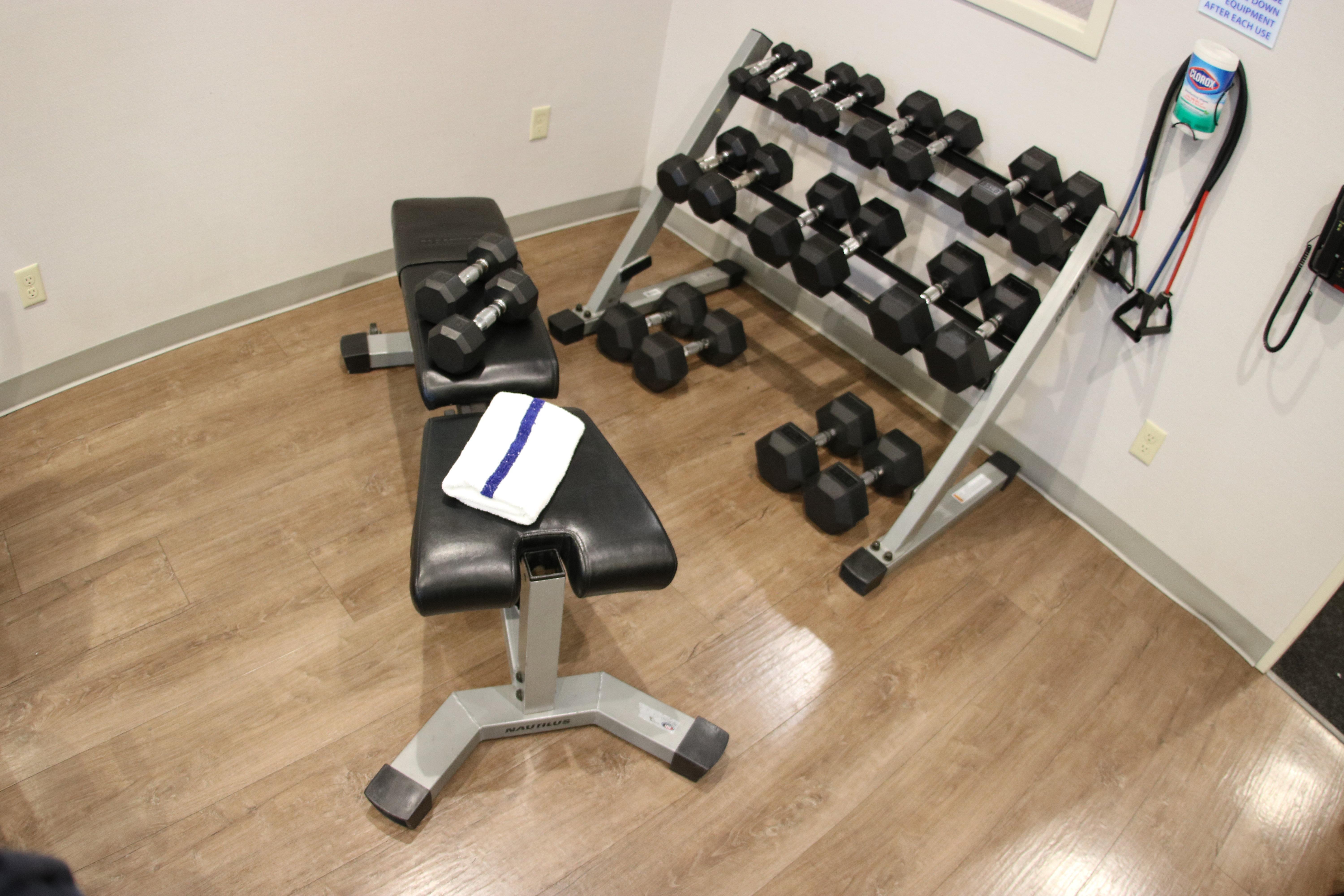 Holiday Inn Express & Suites Cheney By Ihg Eksteriør billede