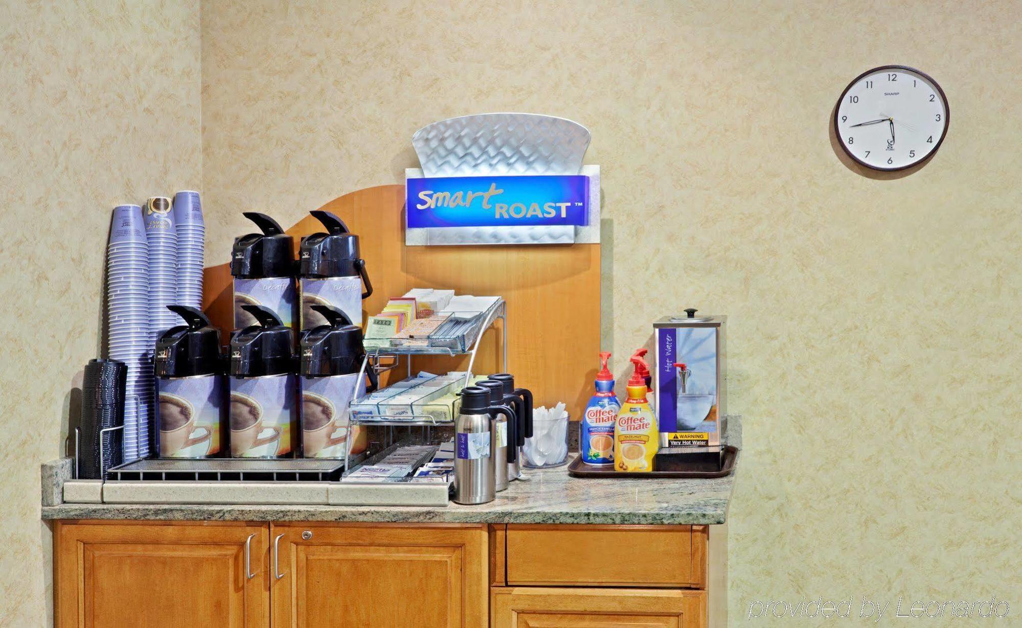 Holiday Inn Express & Suites Cheney By Ihg Eksteriør billede