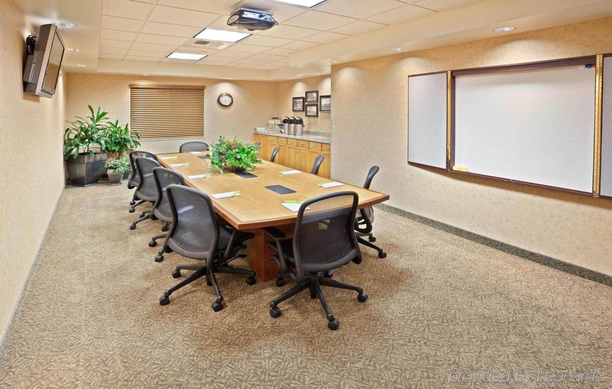 Holiday Inn Express & Suites Cheney By Ihg Eksteriør billede